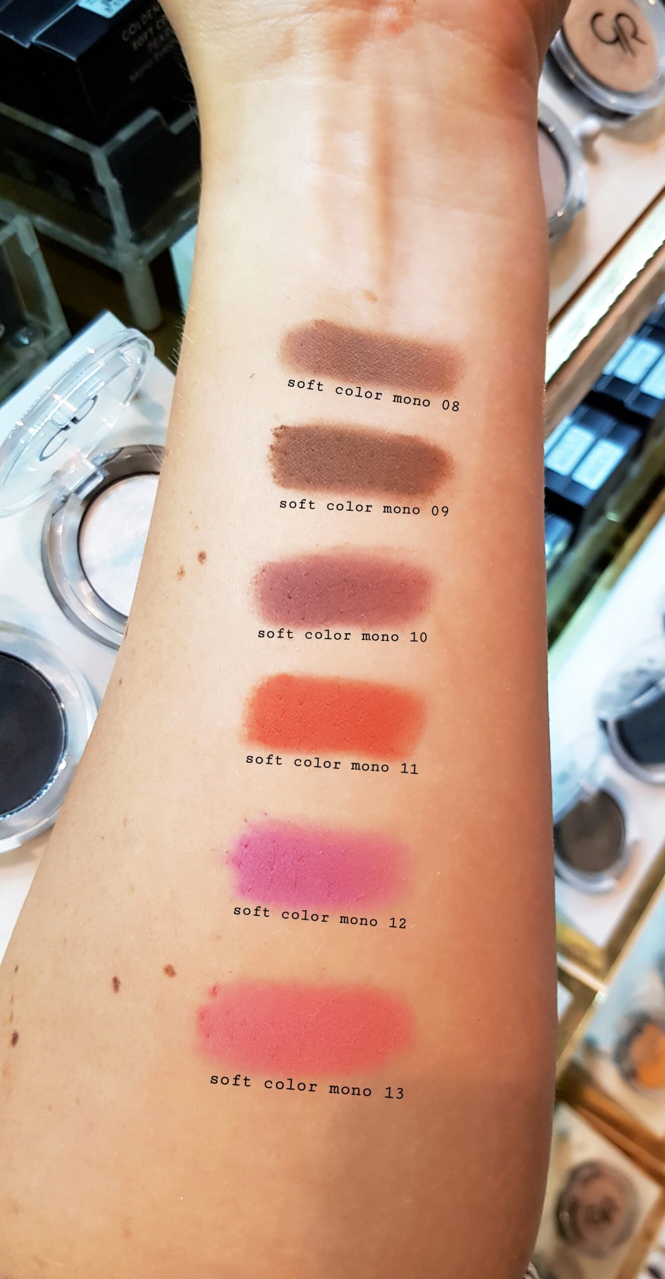 nummer_2 Trendy Hair and Wellness