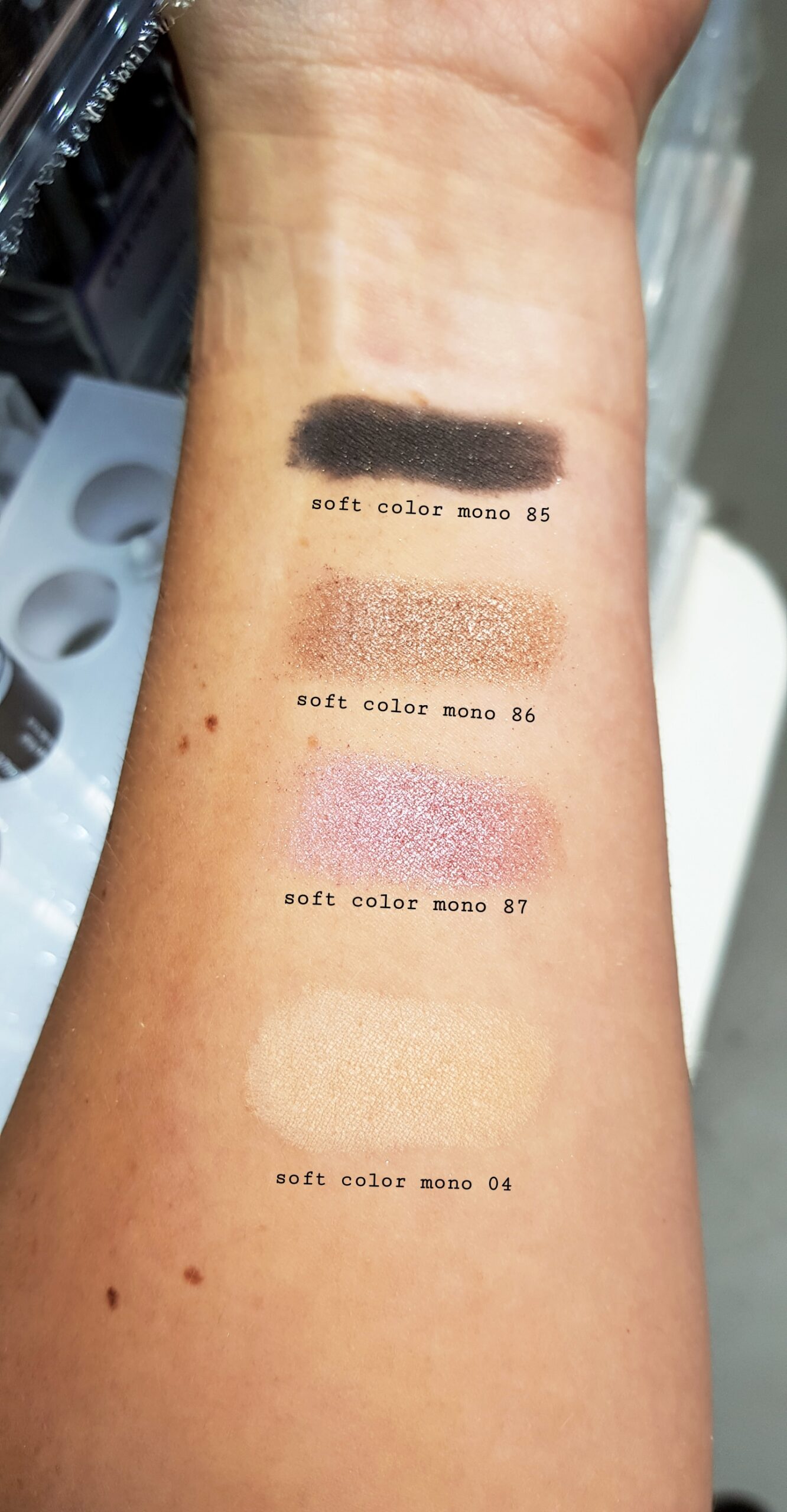 nummer_8 Trendy Hair and Wellness