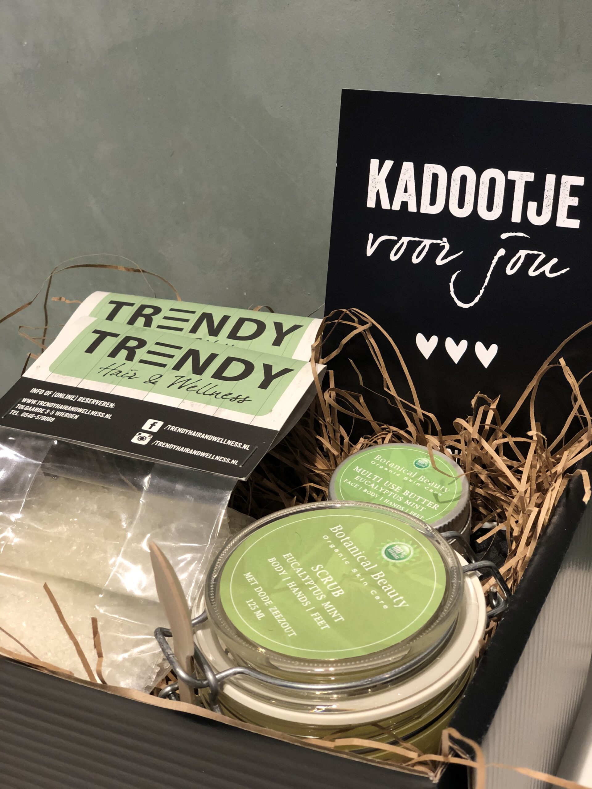 9F772F90-2B29-43F4-9B37-BF485E920BC7